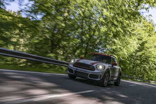 Mini Countryman photo 200