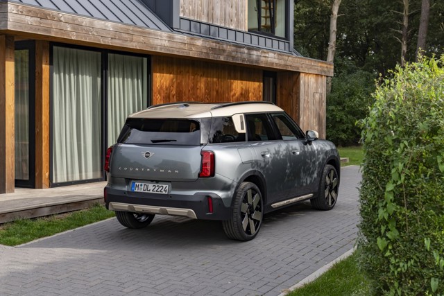 Mini Countryman photo 3