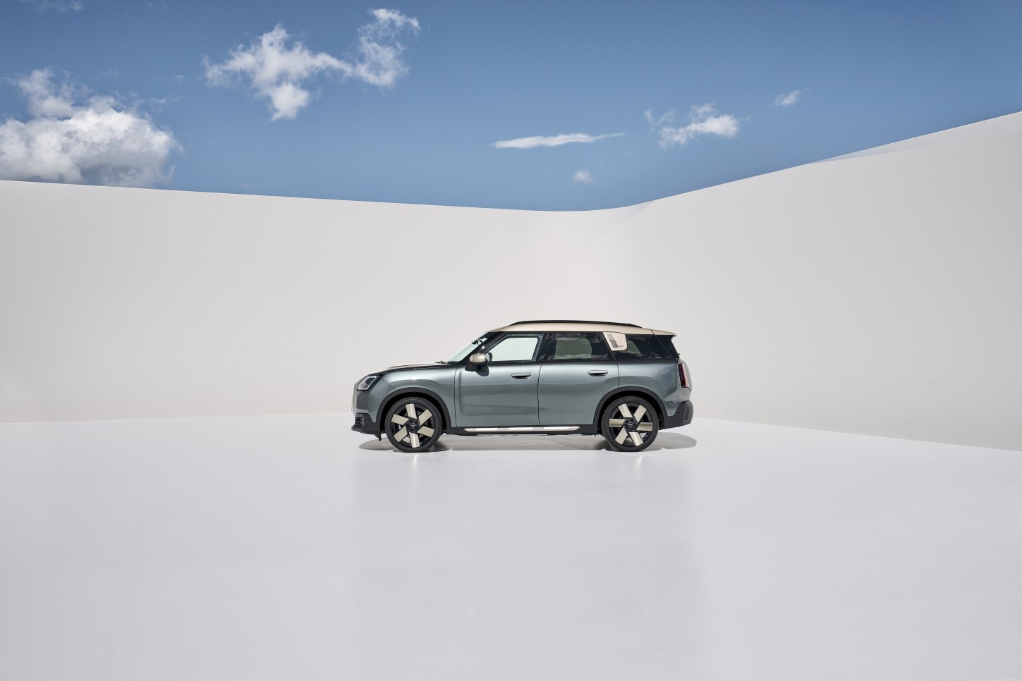 Mini Countryman photo 17
