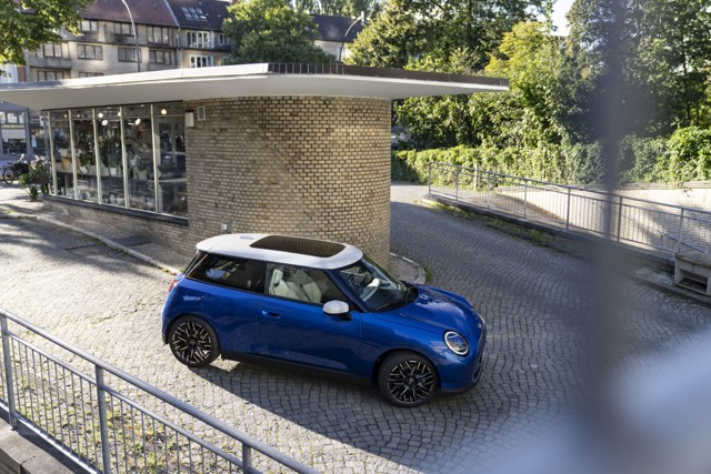Mini Hatch photo 43