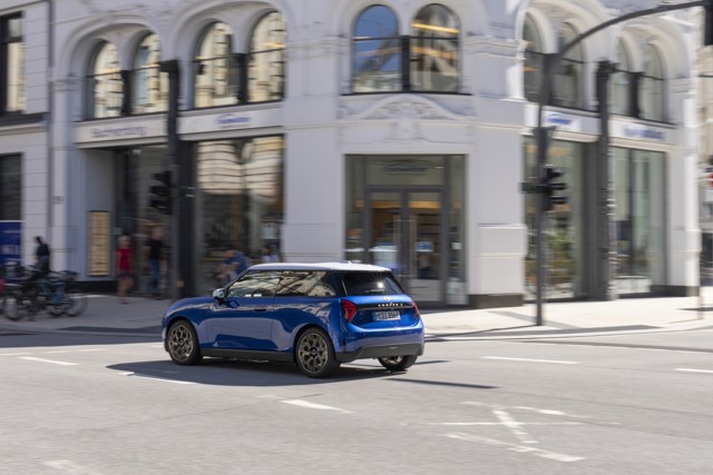 Mini Hatch photo 50