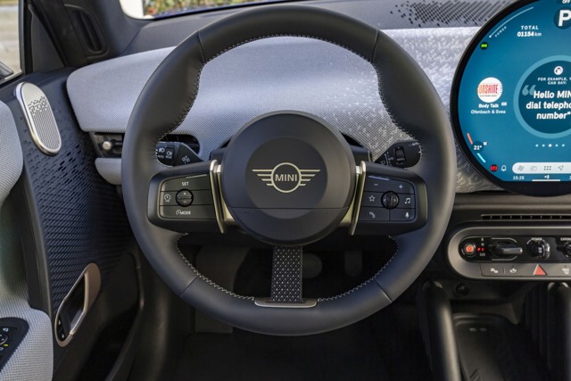 Mini Hatch photo 77