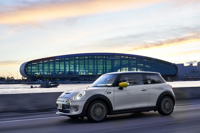 Mini Hatch photo 112