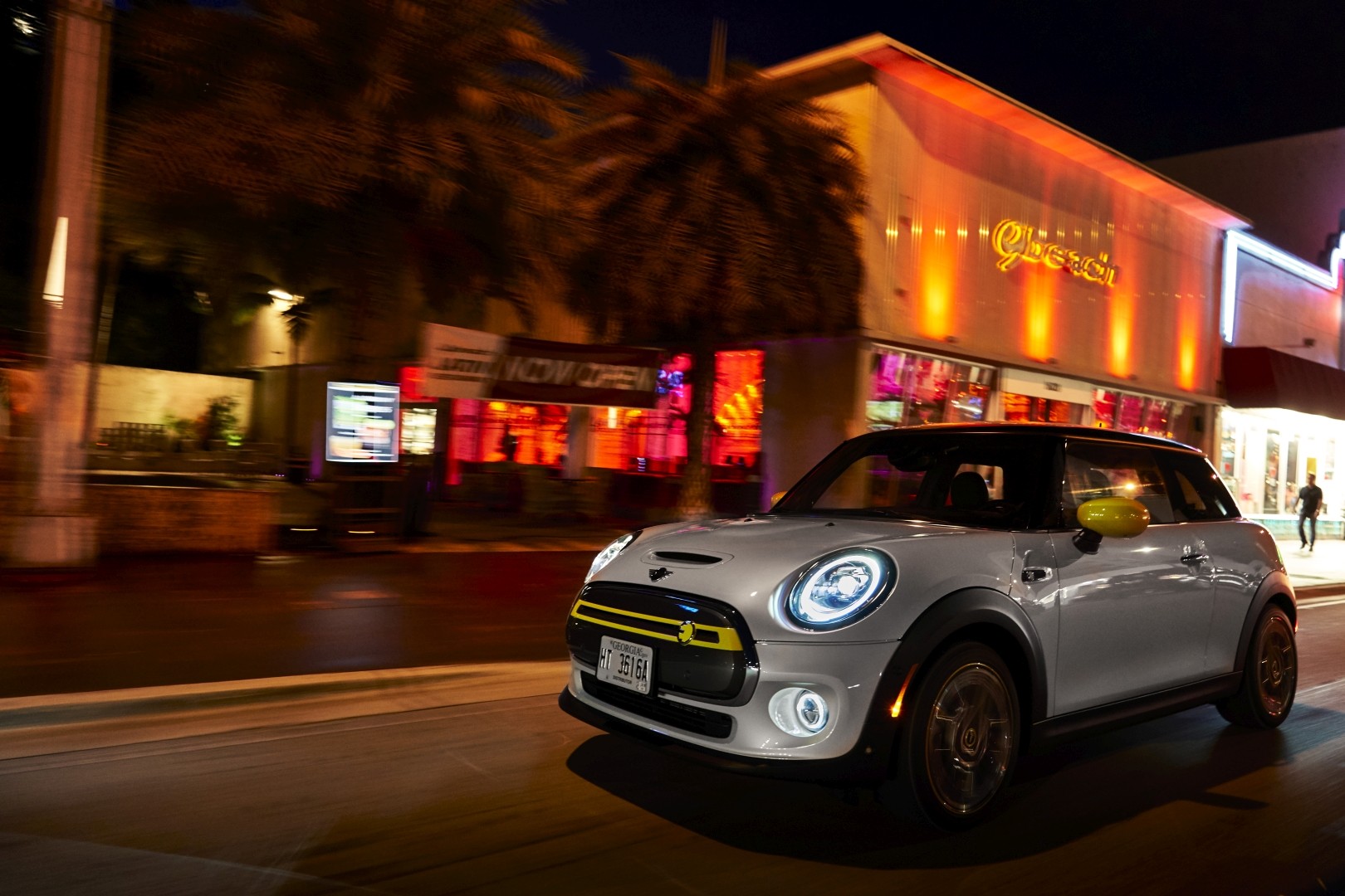 Mini Hatch photo 114