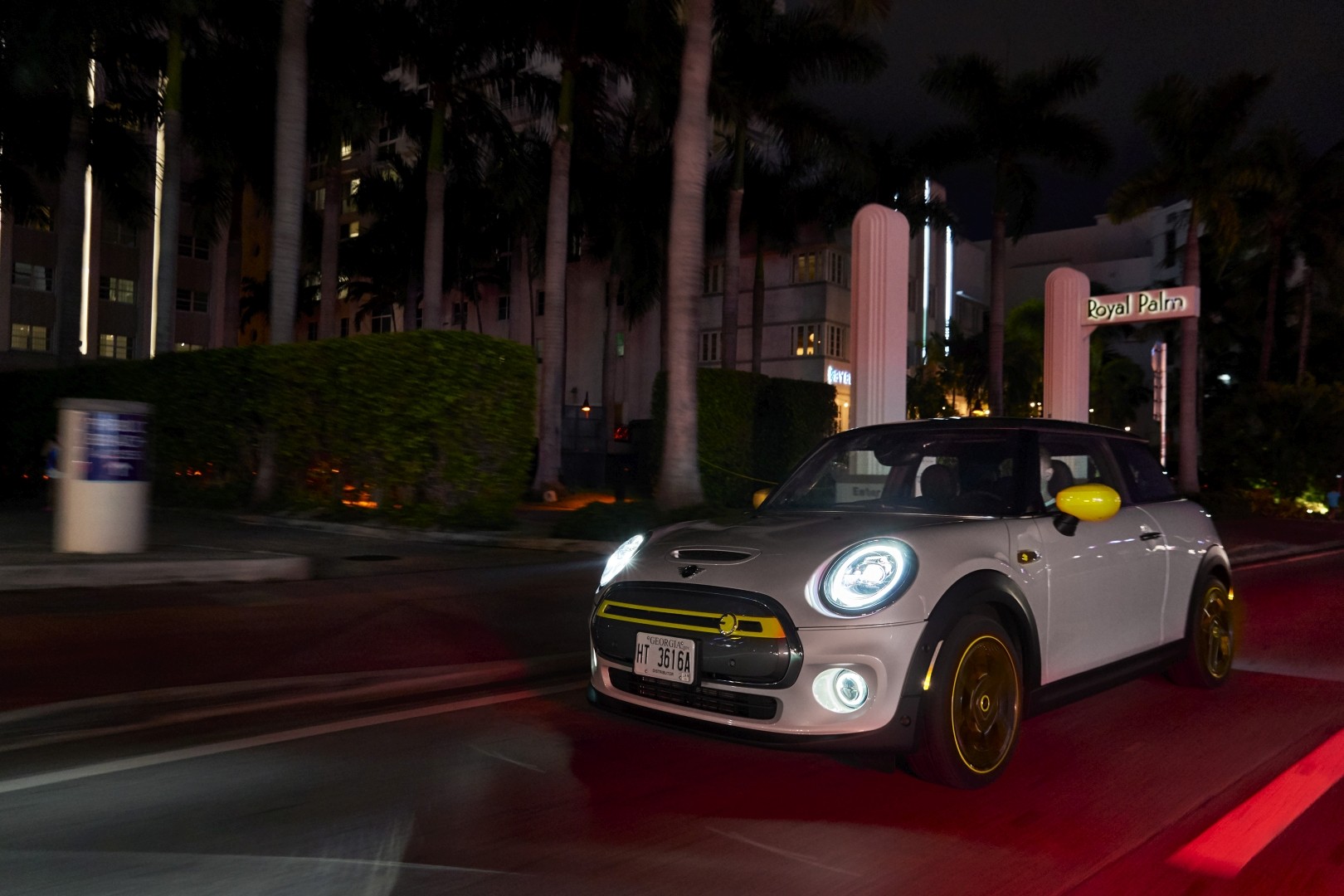 Mini Hatch photo 118