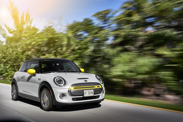 Mini Hatch photo 145