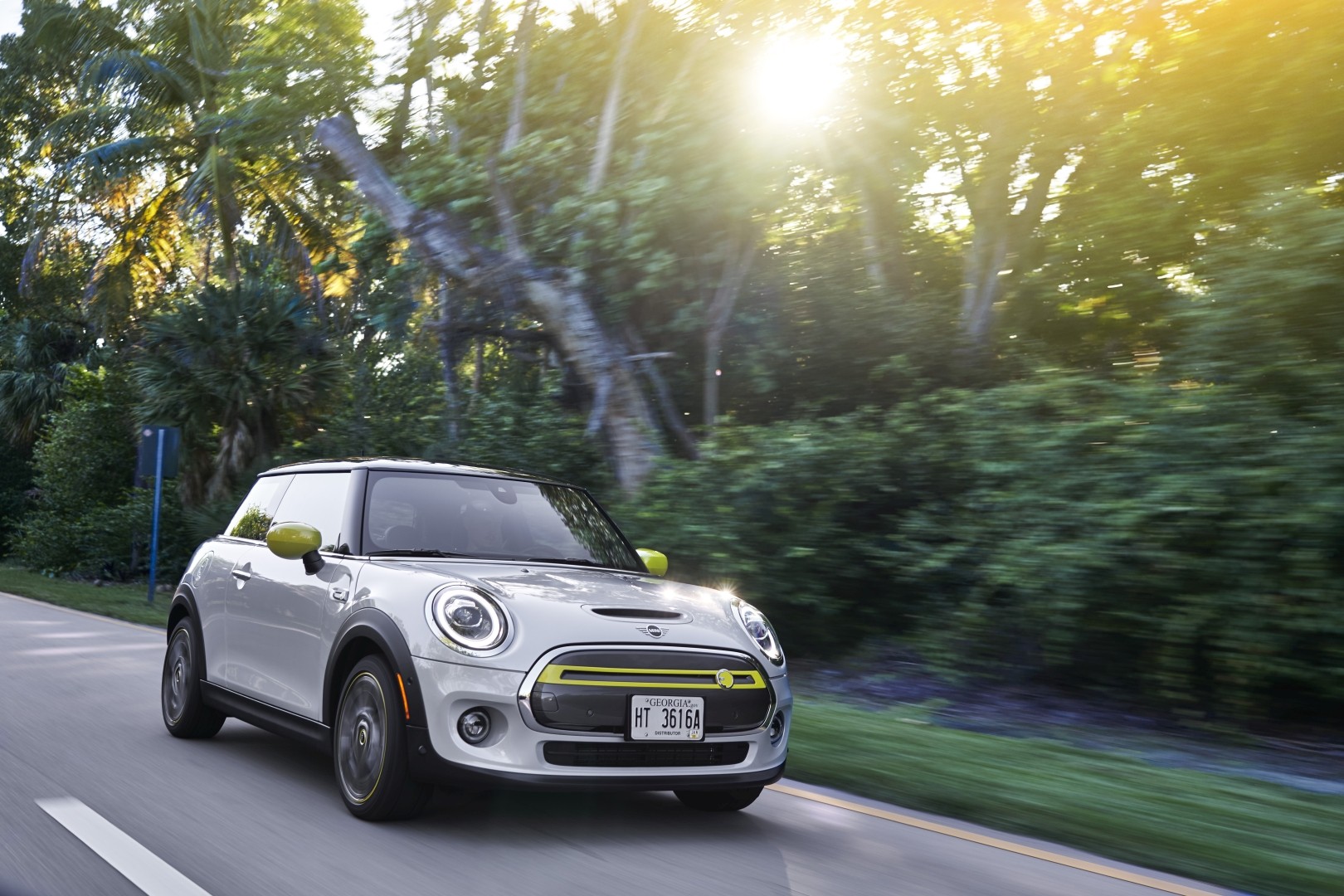 Mini Hatch photo 149