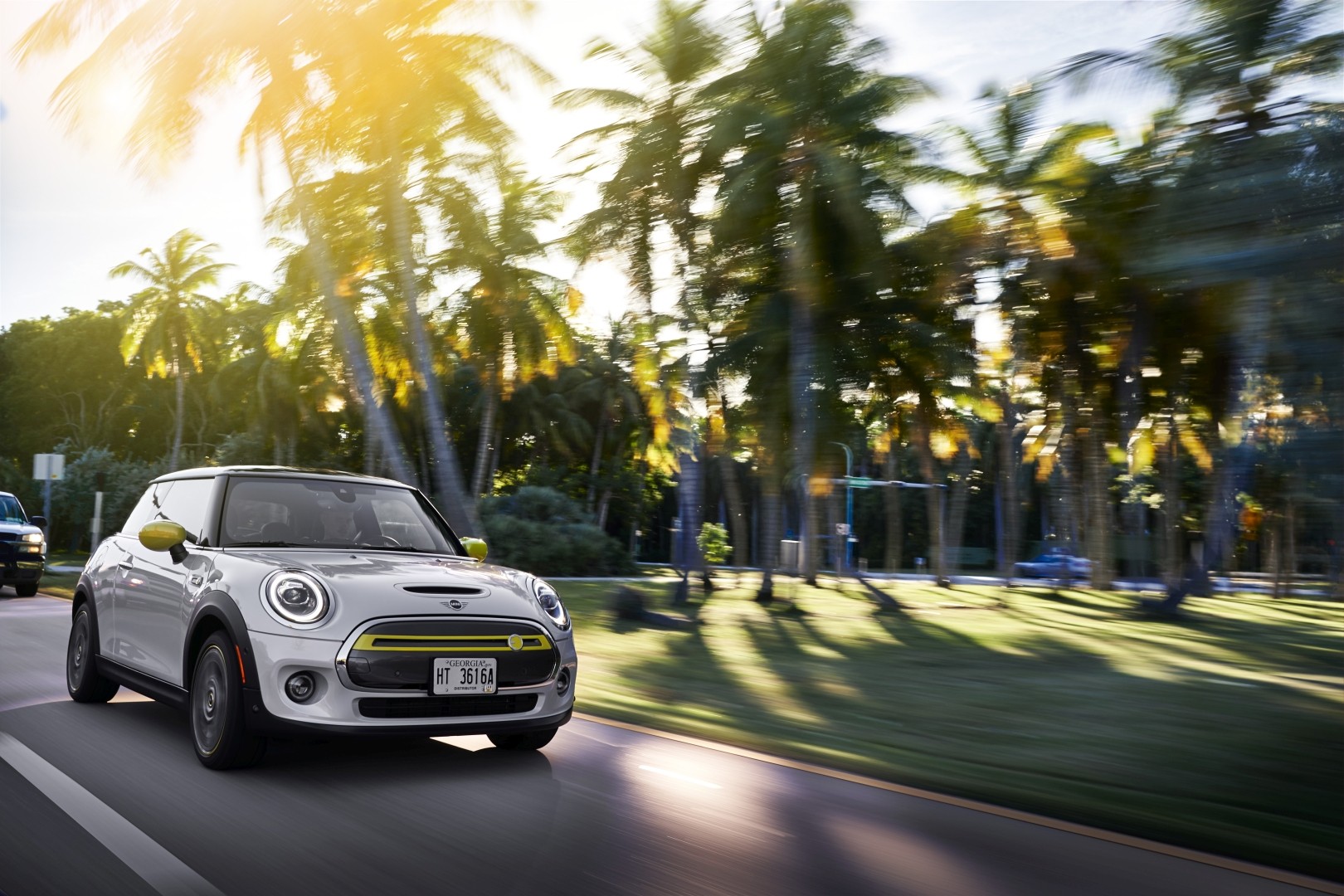 Mini Hatch photo 150