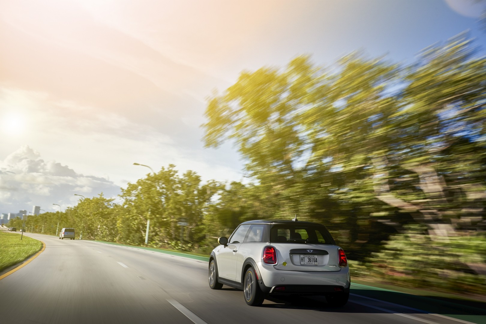 Mini Hatch photo 153