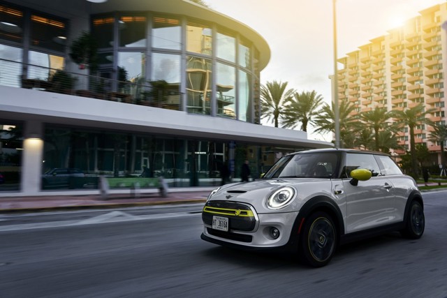 Mini Hatch photo 167