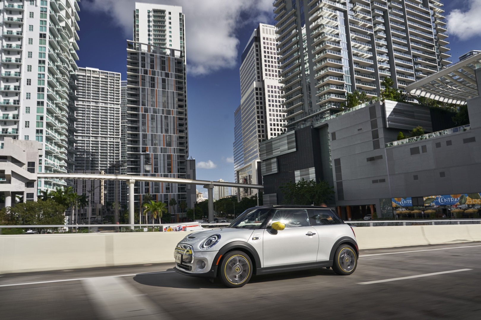 Mini Hatch photo 236