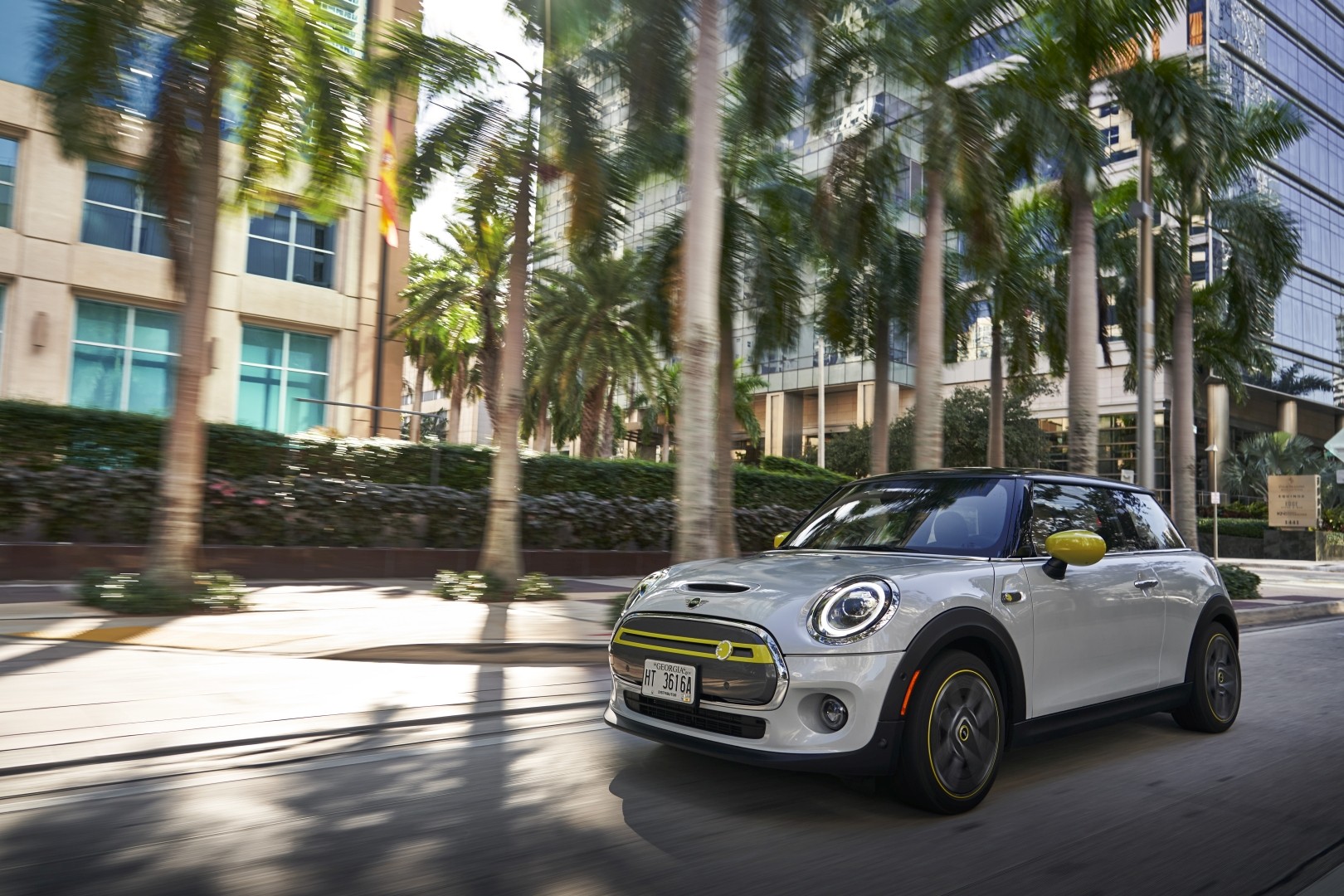 Mini Hatch photo 247