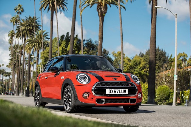 Mini Hatch photo 36