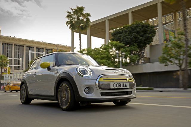 Mini Hatch photo 51