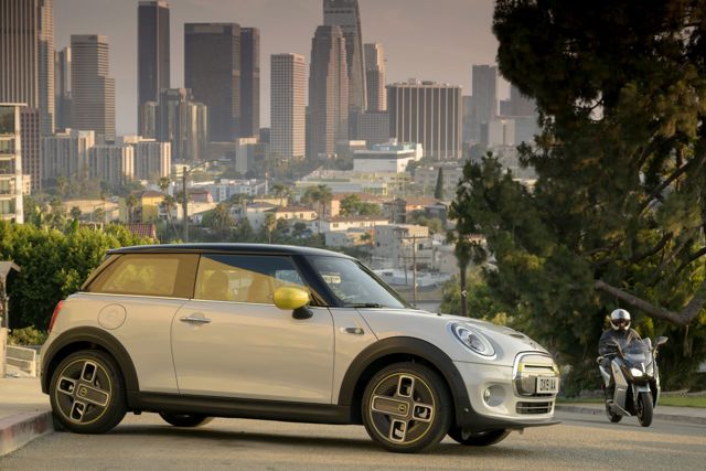 Mini Hatch photo 70
