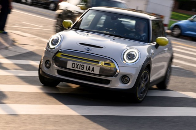 Mini Hatch photo 73