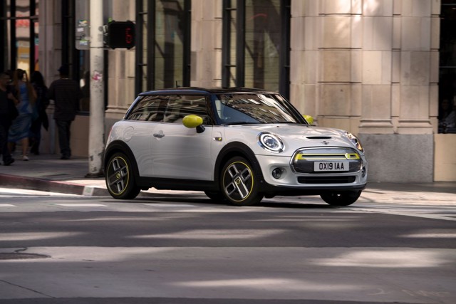 Mini Hatch photo 74