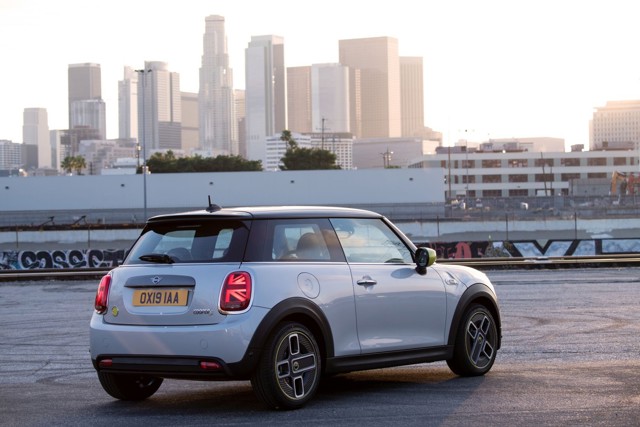 Mini Hatch photo 84