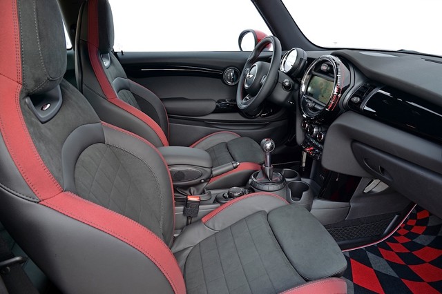 Mini Hatch photo 173