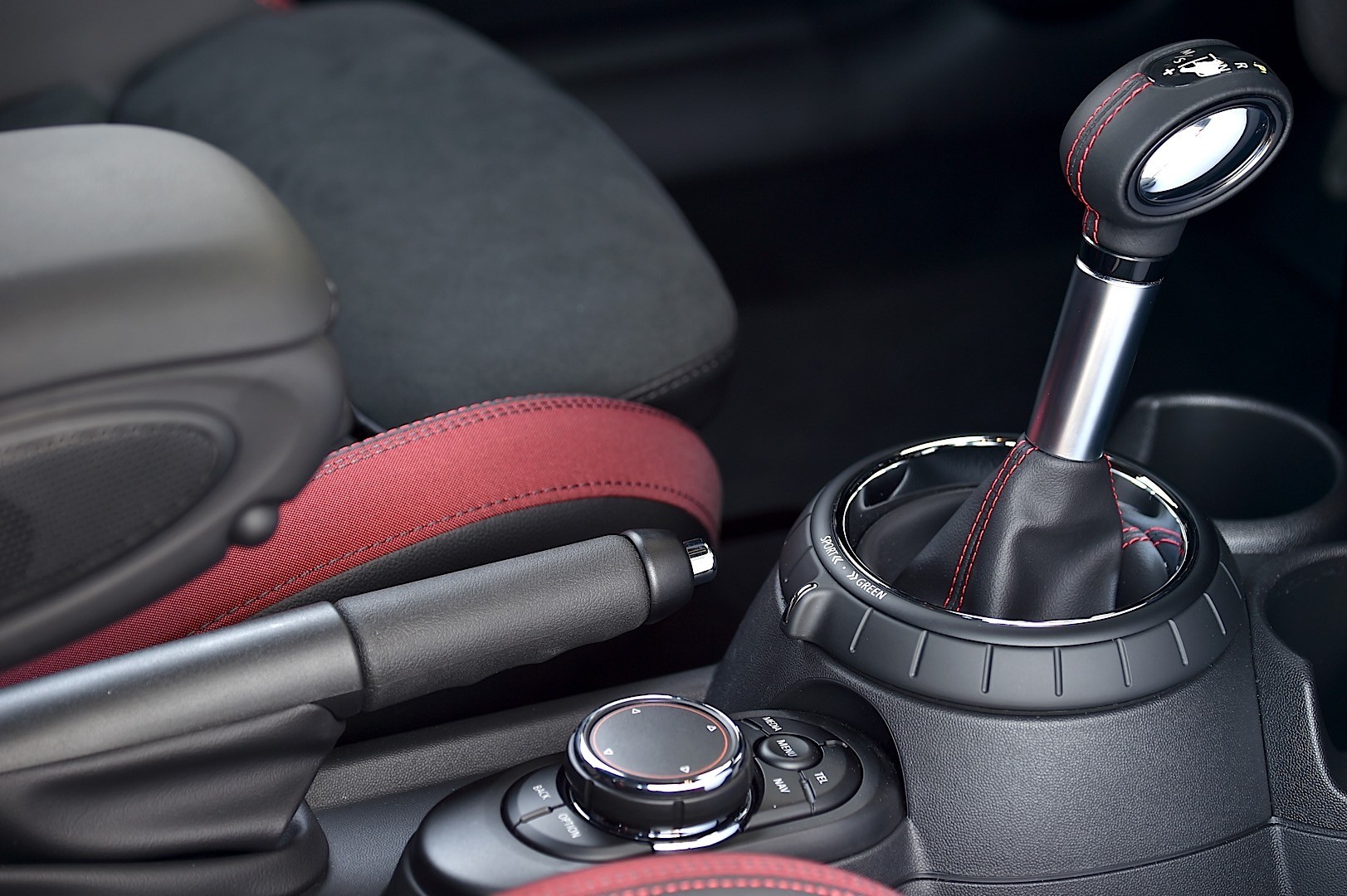 Mini Hatch photo 192