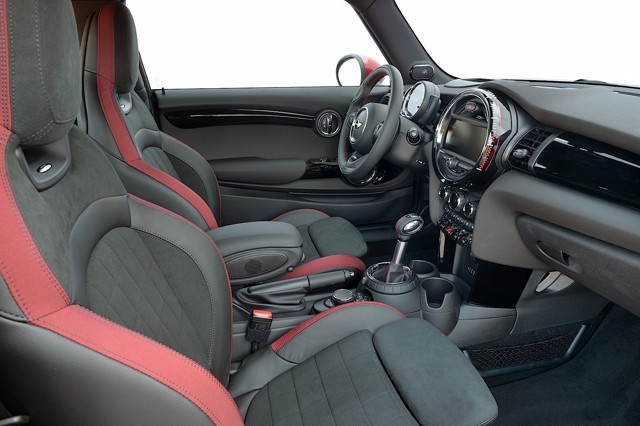 Mini Hatch photo 196