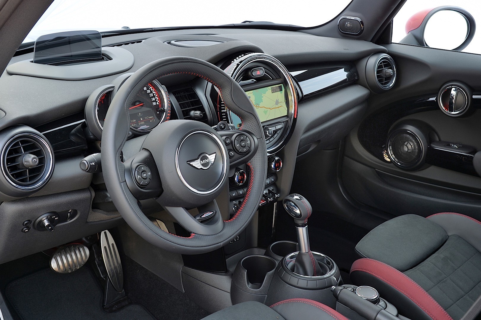 Mini Hatch photo 199