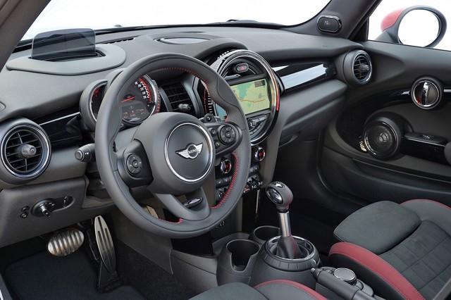 Mini Hatch photo 199