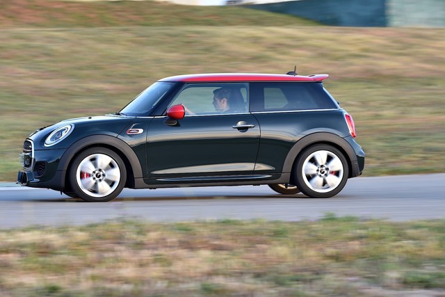Mini Hatch photo 79