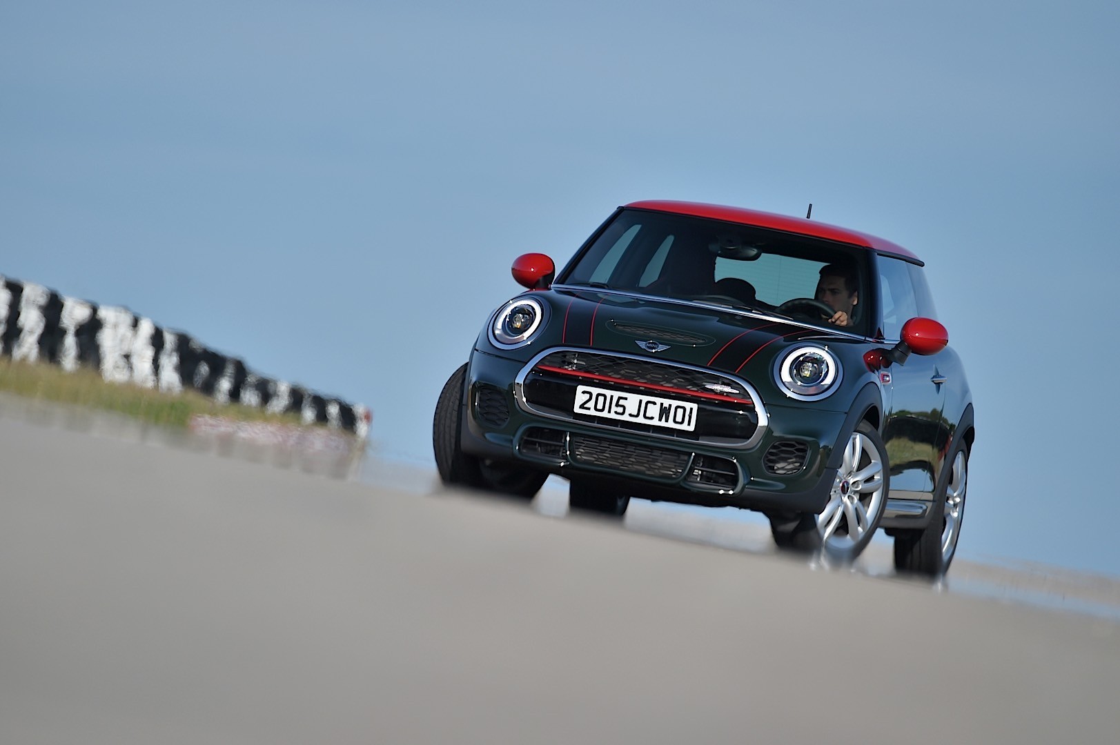 Mini Hatch photo 82