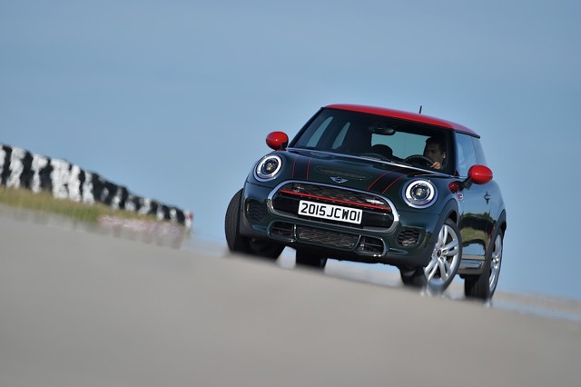 Mini Hatch photo 82