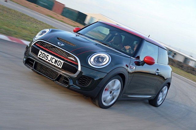 Mini Hatch photo 92