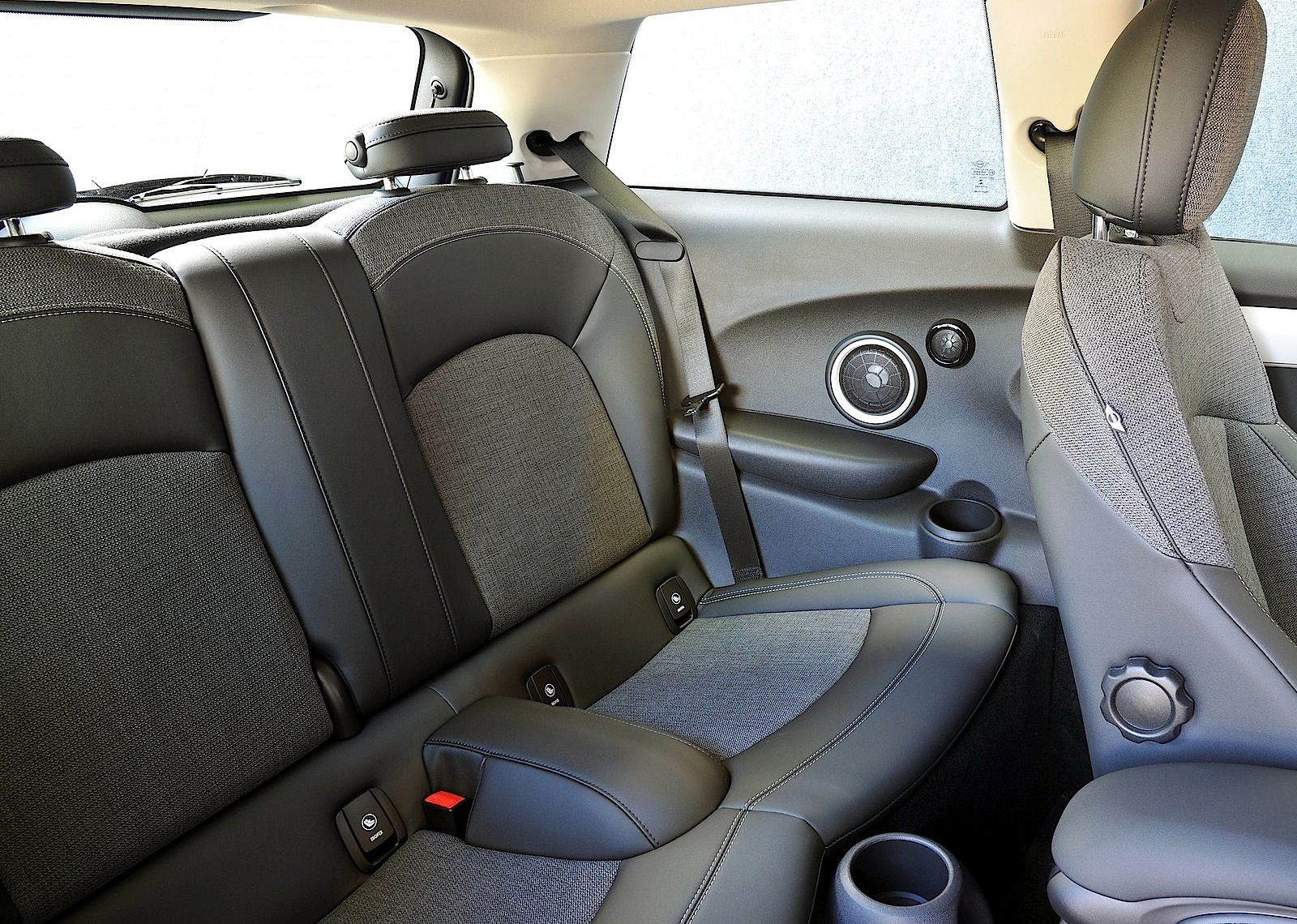 Mini Hatch photo 147