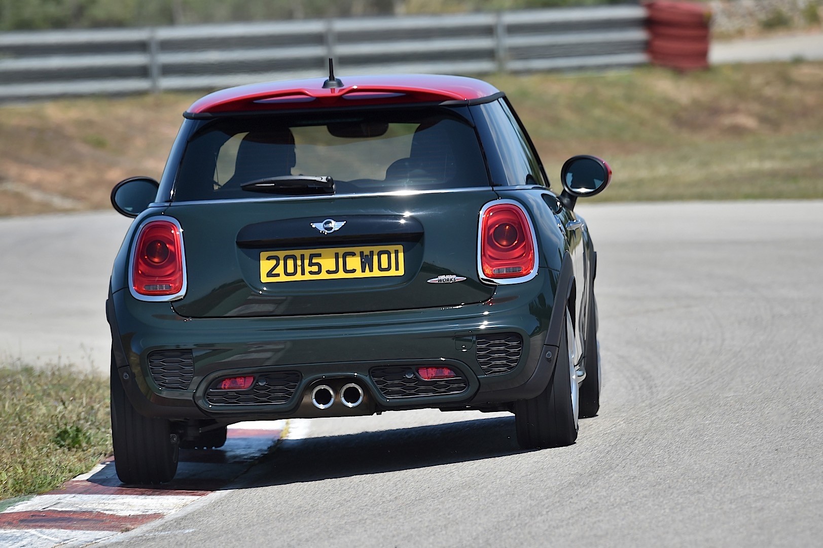 Mini Hatch photo 103