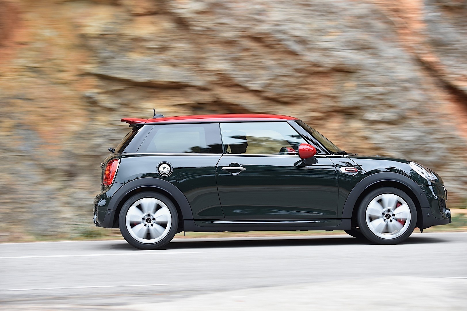 Mini Hatch photo 107