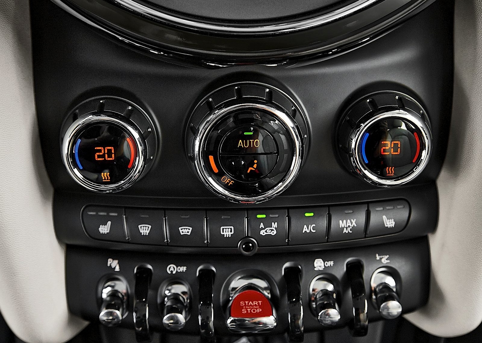 Mini Hatch photo 150