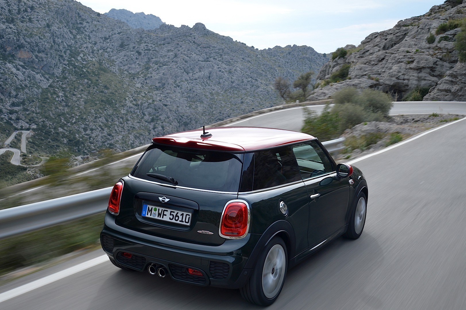 Mini Hatch photo 127