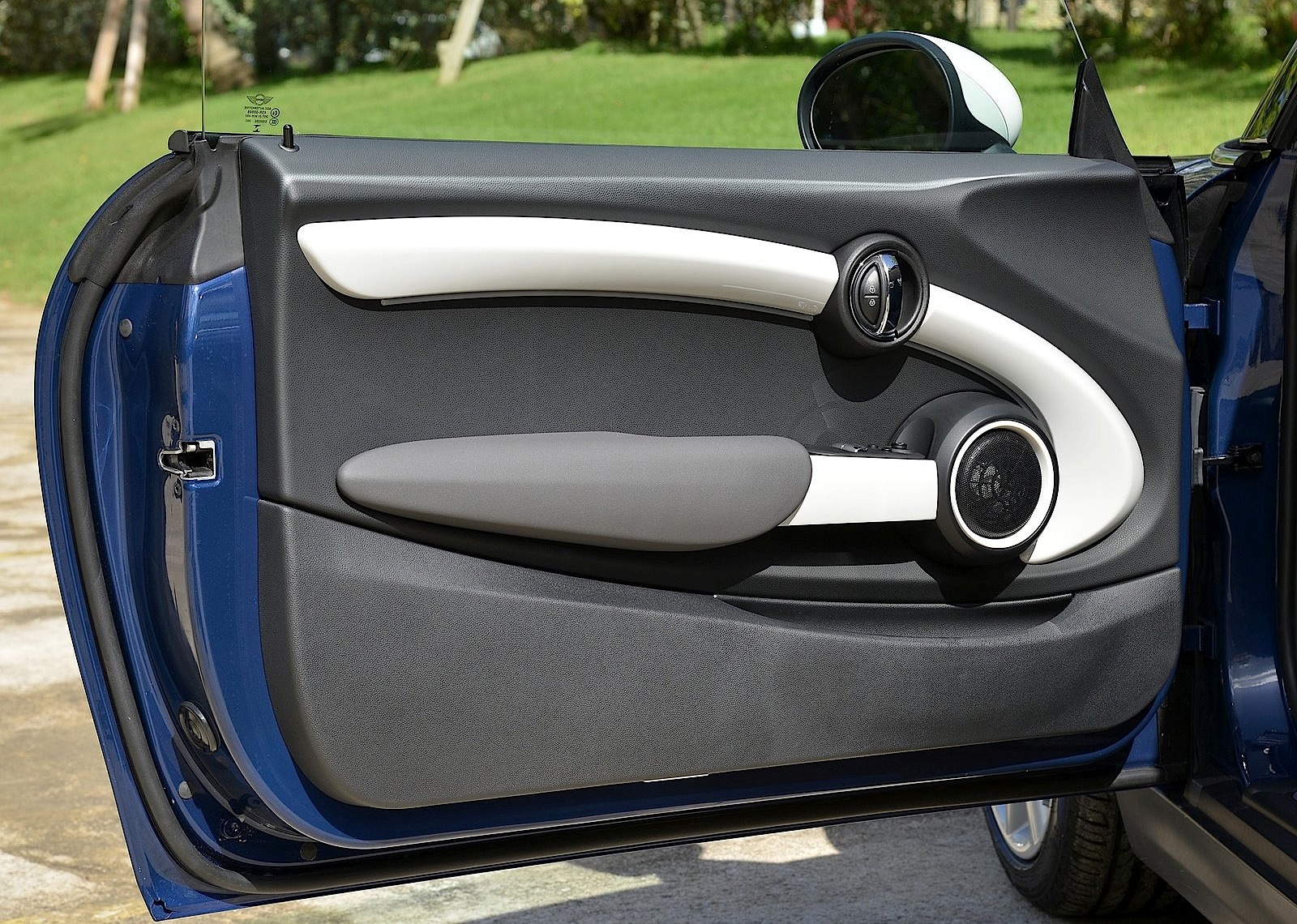 Mini Hatch photo 158