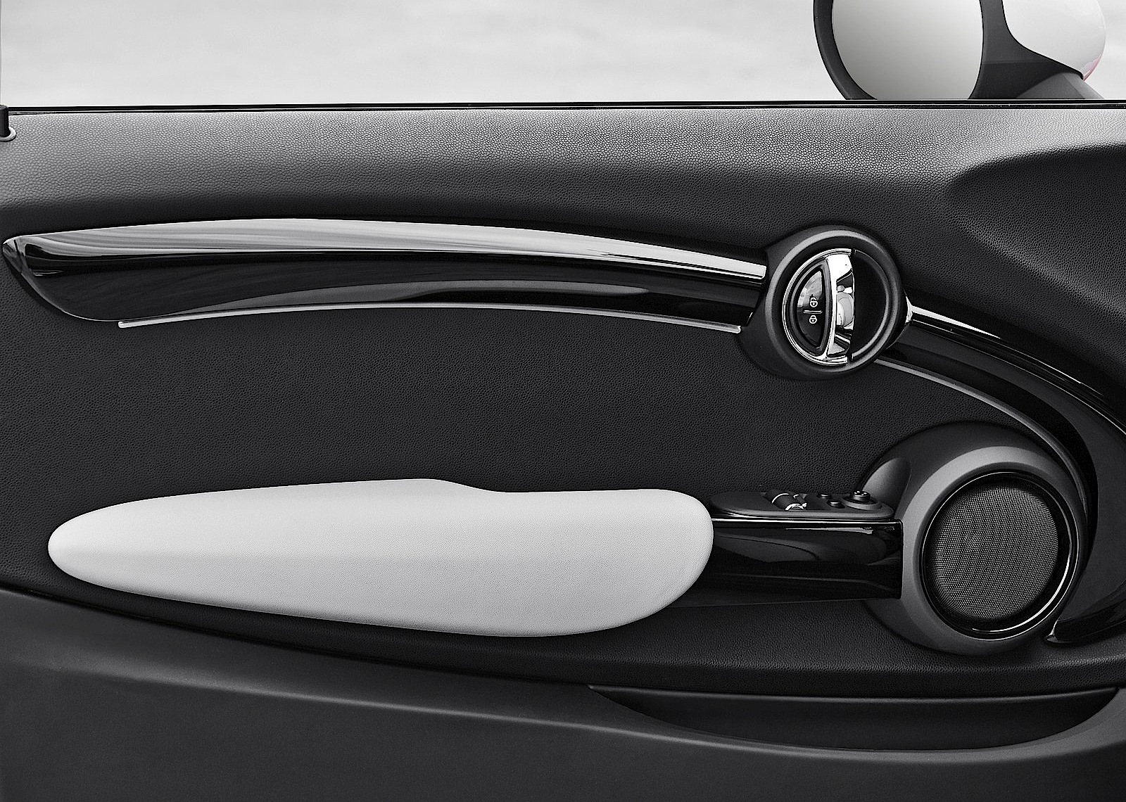 Mini Hatch photo 159