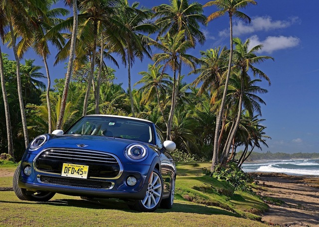 Mini Hatch photo 12