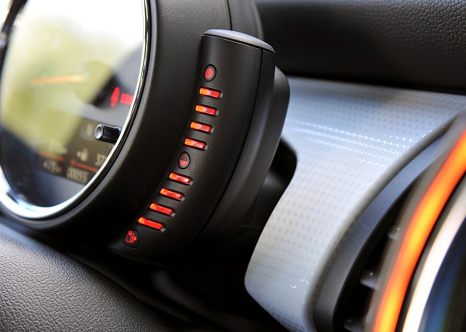 Mini Hatch photo 135