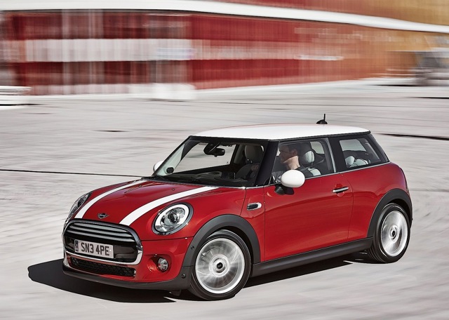 Mini Hatch photo 21