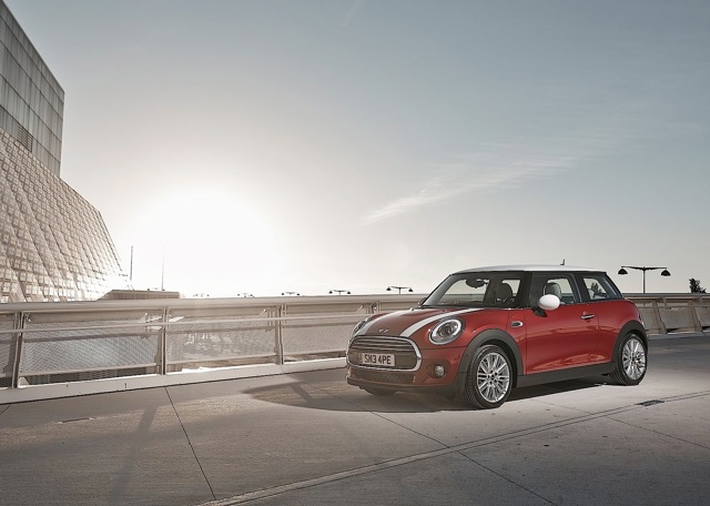 Mini Hatch photo 37
