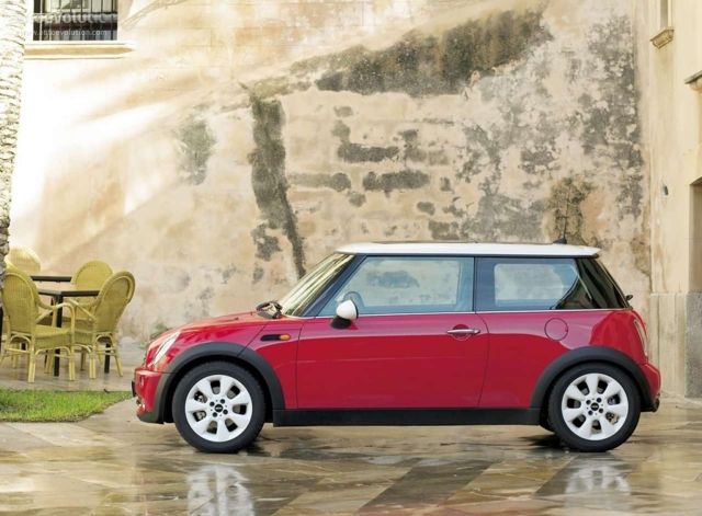 Mini Hatch photo 5