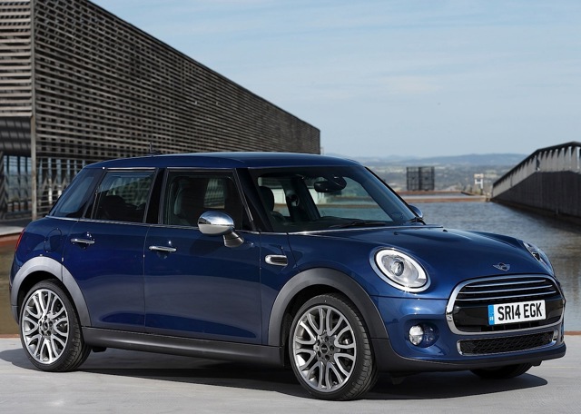 Mini Hatch photo 5
