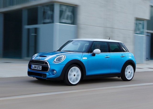 Mini Hatch photo 8