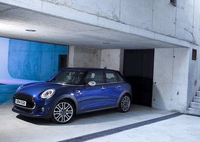 Mini Hatch photo 13