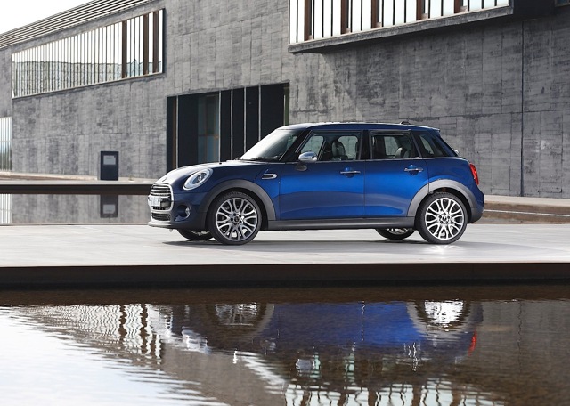 Mini Hatch photo 37