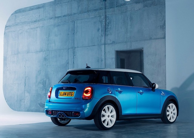 Mini Hatch photo 44