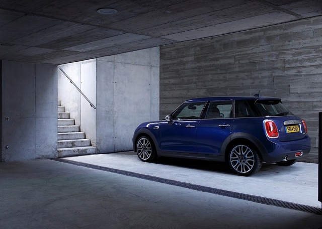 Mini Hatch photo 45