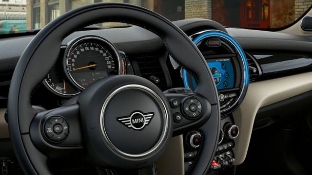 Mini Hatch photo 7